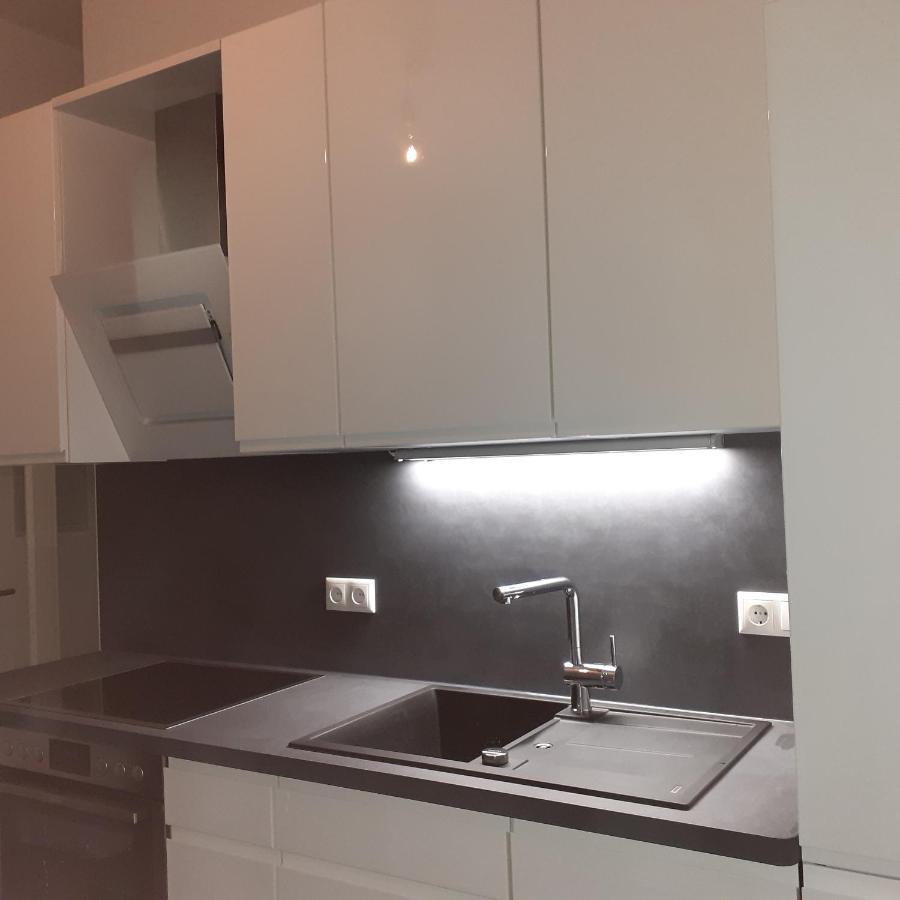 Grosszuegige,98M2 Grosse Wohnung In Stadtnaher Traumlage, Nur 200M Zum Stadtpark أولدنبورغ المظهر الخارجي الصورة